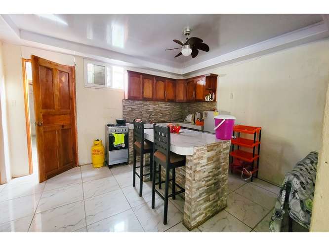 Se vende casa renovada en Villa Progreso Managua - Imagen 6