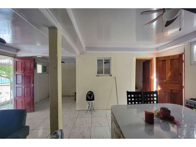 Se vende casa renovada en Villa Progreso Managua - Imagen 9