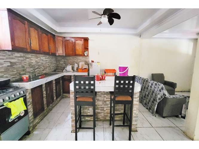 Se vende casa renovada en Villa Progreso Managua - Imagen 8