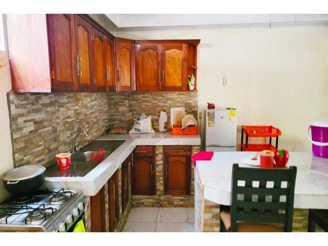 Se vende casa renovada en Villa Progreso Managua - Imagen 7