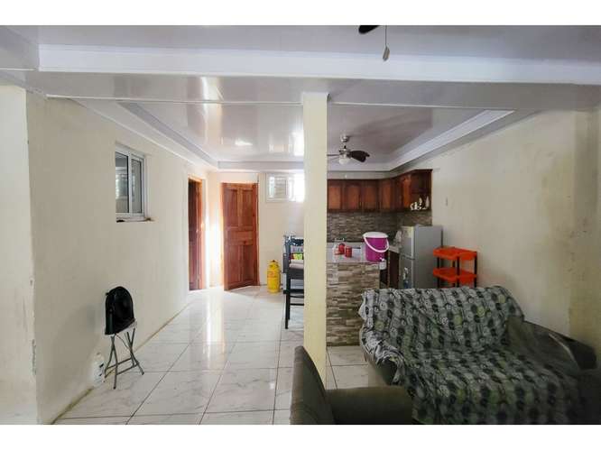 Se vende casa renovada en Villa Progreso Managua - Imagen 5
