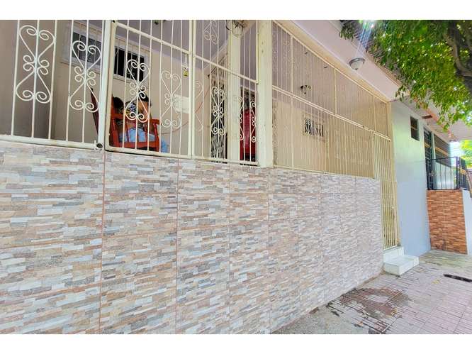 Se vende casa renovada en Villa Progreso Managua