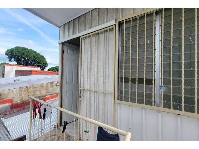 Se vende casa renovada en Villa Progreso Managua - Imagen 19