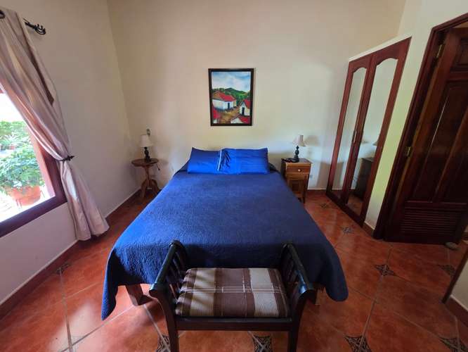 Se Vende Hermoso Apartamento Completamente amoblado en Condominio en Granada - Imagen 6