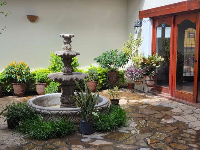 Se Vende Hermoso Apartamento Completamente amoblado en Condominio en Granada - Imagen 1