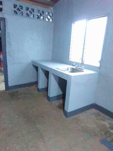 VENTA URGENTE DE CASA DE  HABITACIÓN EN BARRIO PUNTA FRÍA BLUEFIELDS . - Imagen 2