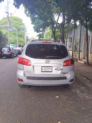 Hyundai Santa Fe 2008 $5,800 No Negociable Donde está y Como está - Imagen 5