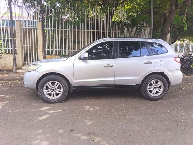 Hyundai Santa Fe 2008 $5,800 No Negociable Donde está y Como está - Imagen 9