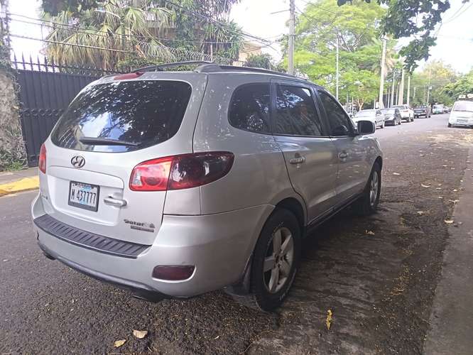Hyundai Santa Fe 2008 $5,800 No Negociable Donde está y Como está - Imagen 7