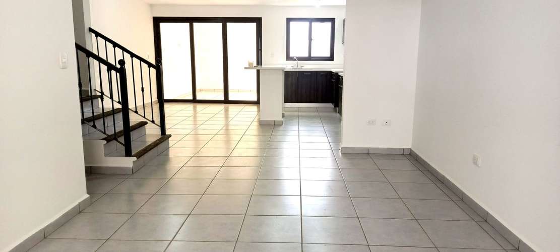 EM-Renta de propiedad de Estreno, Condominio El Cortijo de la Sierra - Imagen 4