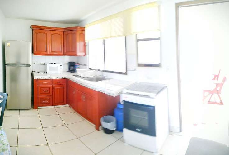 Alquilo moderno apartamento amueblado en Villa Fontana - Imagen 2