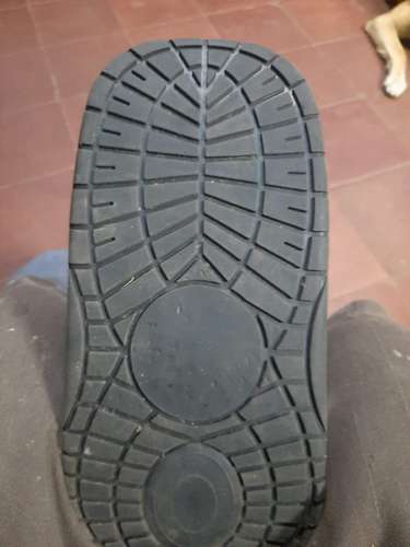 VENDO BOTA ORTOPEDICA PARA LESION EN EL PIE.