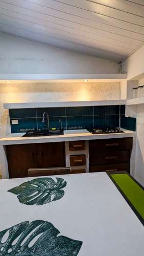 Se alquilan Habitaciones unipersonales.
