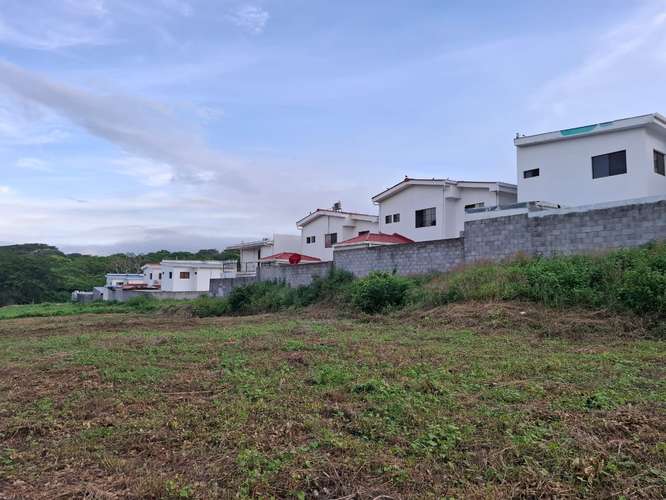 GG -  Venta, terreno de 5,826 Vrs2 en residencial Cumbres de Cedro Galan  - Imagen 5
