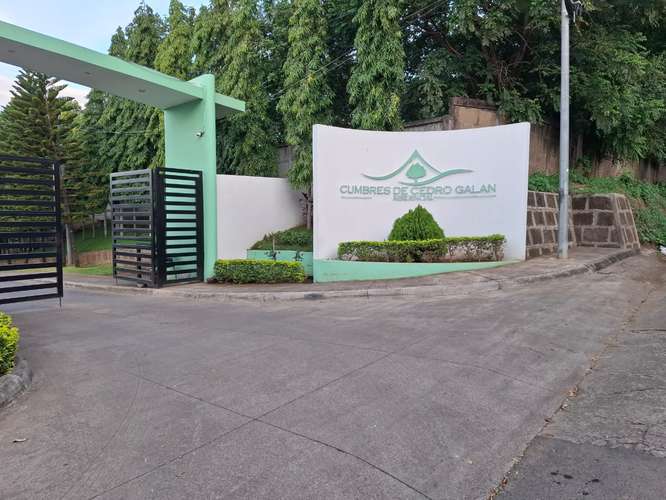 GG -  Venta, terreno de 5,826 Vrs2 en residencial Cumbres de Cedro Galan  - Imagen 2