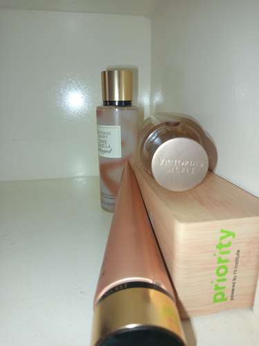 Victoria’s Secret Bare Vanilla Original – Fragancia Corporal - Imagen 2