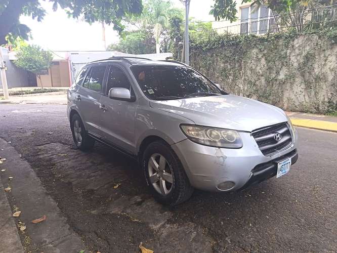 Hyundai Santa Fe 2008 $5,800 No Negociable Donde está y Como está