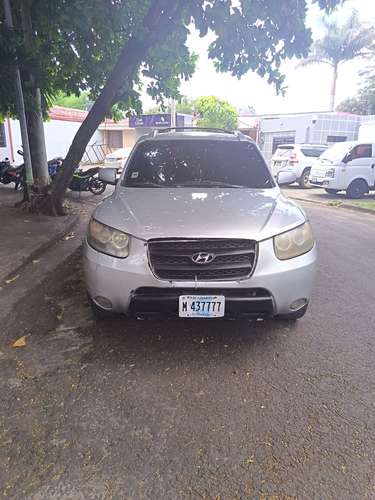 Hyundai Santa Fe 2008 $5,800 No Negociable Donde está y Como está