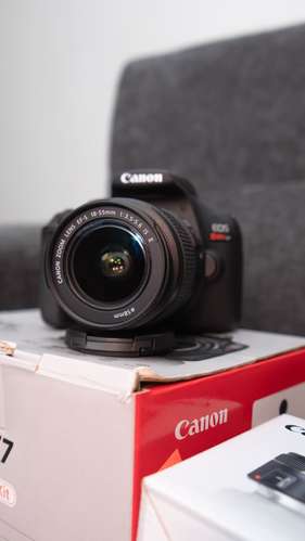 ¡VENDO CANON EOS REBEL T7! 