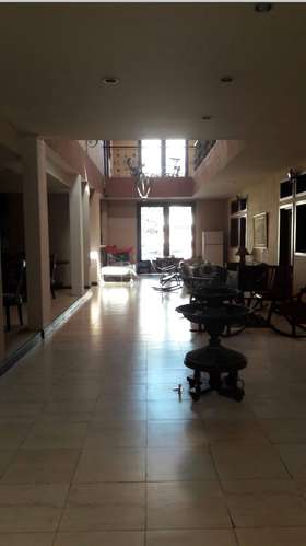 Hermoso Hotel  en venta o alquiler en Altamira, Managua