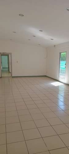 Alquiler de Oficina en Bolonia 