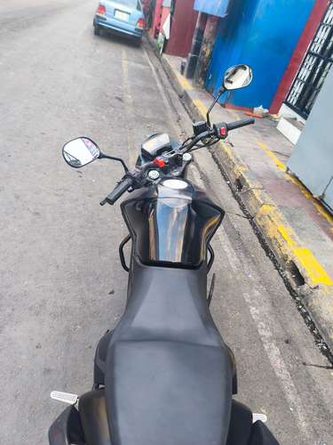 vendo o cambio moto Hero 160R año 2024 con 52 mil km todo al 100 celular  US 1,300.00 NEG