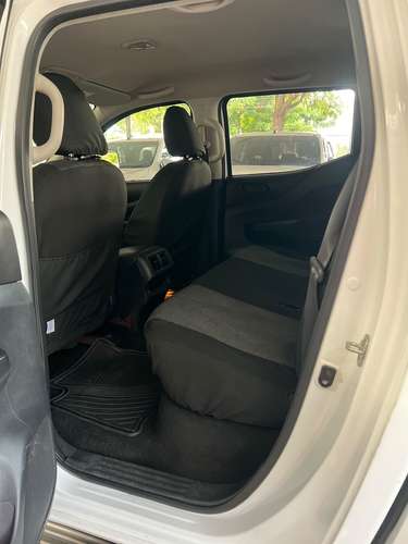NISSAN NP300 FRONTIER AÑO 2025 - Imagen 5