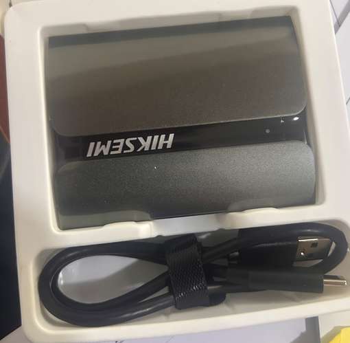 Vendo SSD Externo Portátil Hiksemi Shield de 1TB