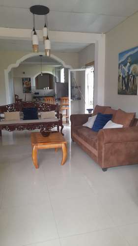 Exclusiva 5ta de lujo en La Concepción, 600 mts de construcción, 300 de jardín, amueblada, seguridad gratis y agua 24/7.