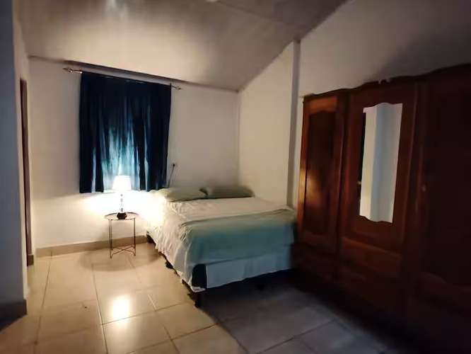 Exclusiva 5ta de lujo en La Concepción, 600 mts de construcción, 300 de jardín, amueblada, seguridad gratis y agua 24/7.