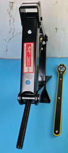 Gata de tijera de 2.5 ton con ratchet