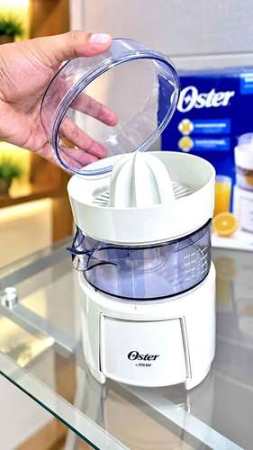 Exprimidor de Cítricos Oster 75W — Jugos Naturales en Segundos - Imagen 2