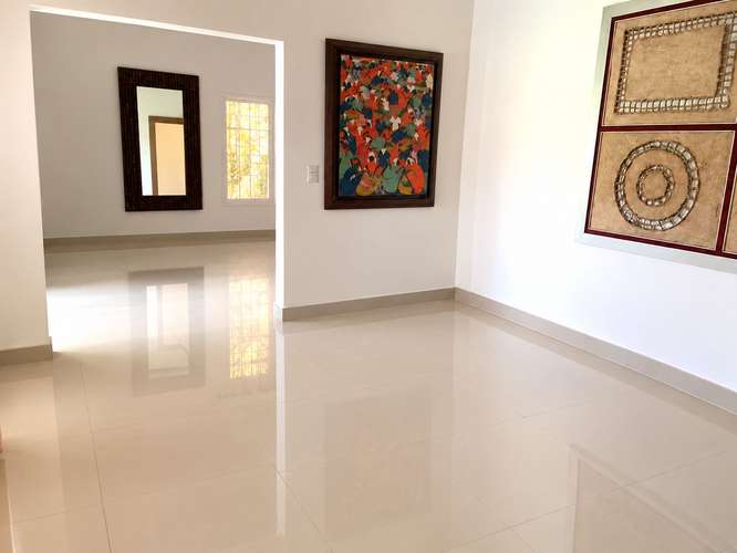 KC- ¡GANGA! Residencia esquinera en venta en Altos de Santo Domingo - Imagen 4
