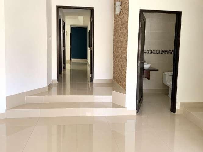 KC- ¡GANGA! Residencia esquinera en venta en Altos de Santo Domingo - Imagen 8