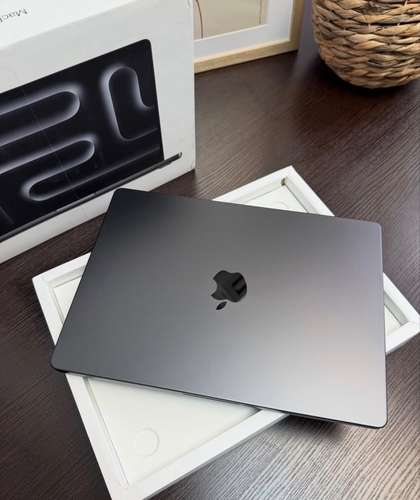 MacBook Pro M4 - Imagen 2
