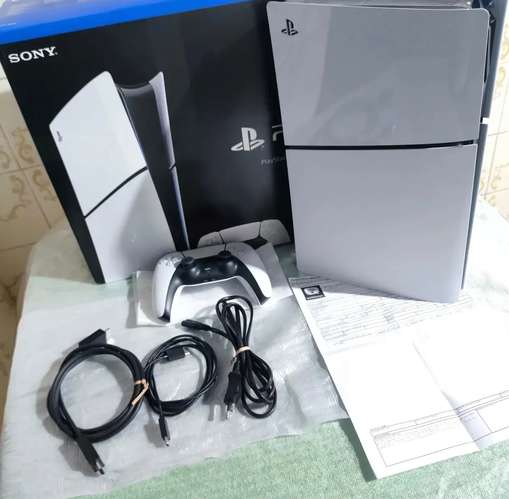 PlayStation 5 Slim - Imagen 3