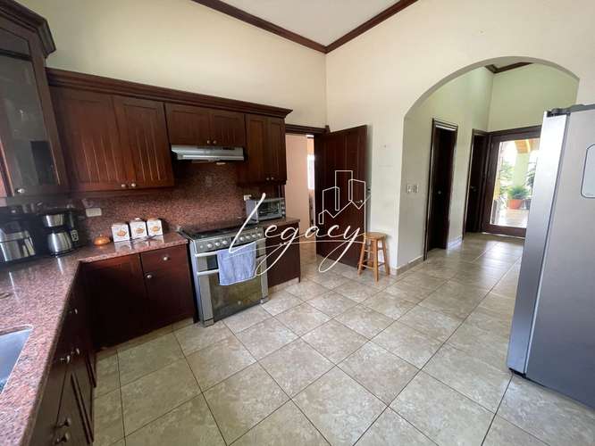 LD-Alquiler de Casa Expectacular en Villa Fontana Sur! - Imagen 3