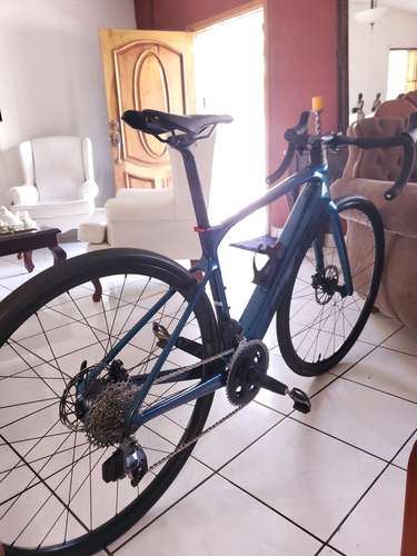 Giant Defy Advanced E+ Carbono Con asistencia eléctrica 