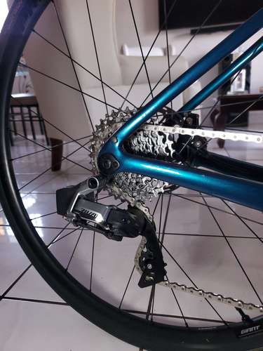 Giant Defy Advanced E+ Carbono Con asistencia eléctrica 