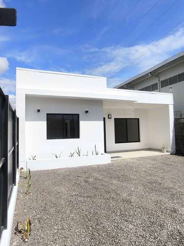 CASA NUEVA EN ESTELI 