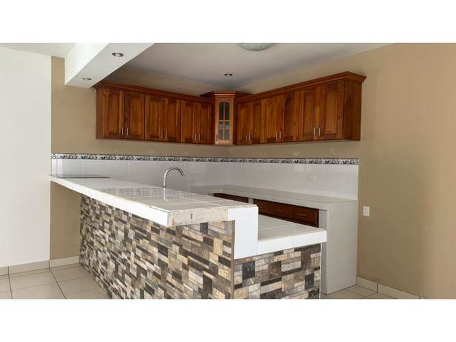 Propiedad en Venta para Uso Comercial o Vivienda en Rivas