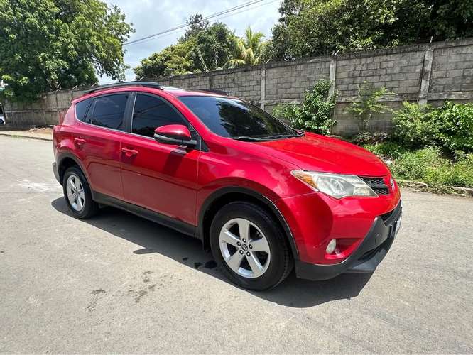 Toyota Rav-4  //  2015