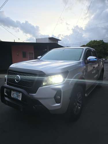 Vendo Nissan NP 300 2022  - Imagen 4