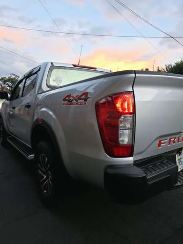 Vendo Nissan NP 300 2022  - Imagen 7