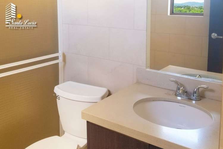  Apartamento Amueblado en Renta en Las Colinas - LL 