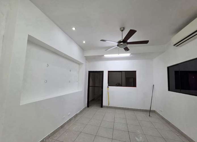 OA- Oficina en renta en Colonia Centroamérica | 35 m² – US$700 todo incluido