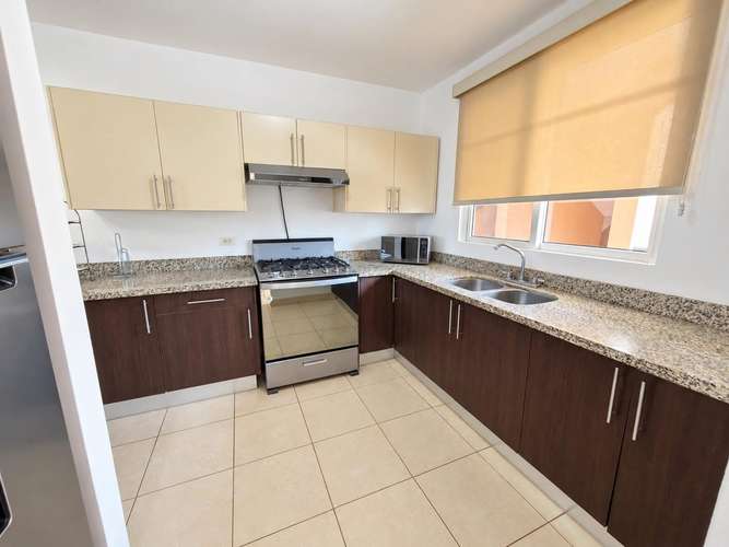  SE RENTA APARTAMENTO FULL AMUEBLADO EN LAS COLINAS - Imagen 3