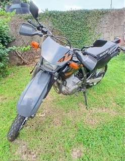 SUZUKI DR650SE