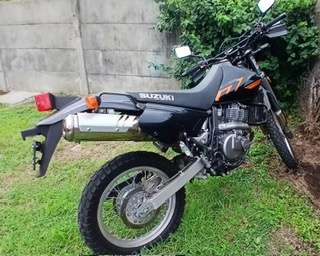 SUZUKI DR650SE