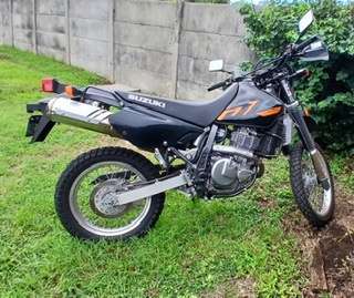 SUZUKI DR650SE